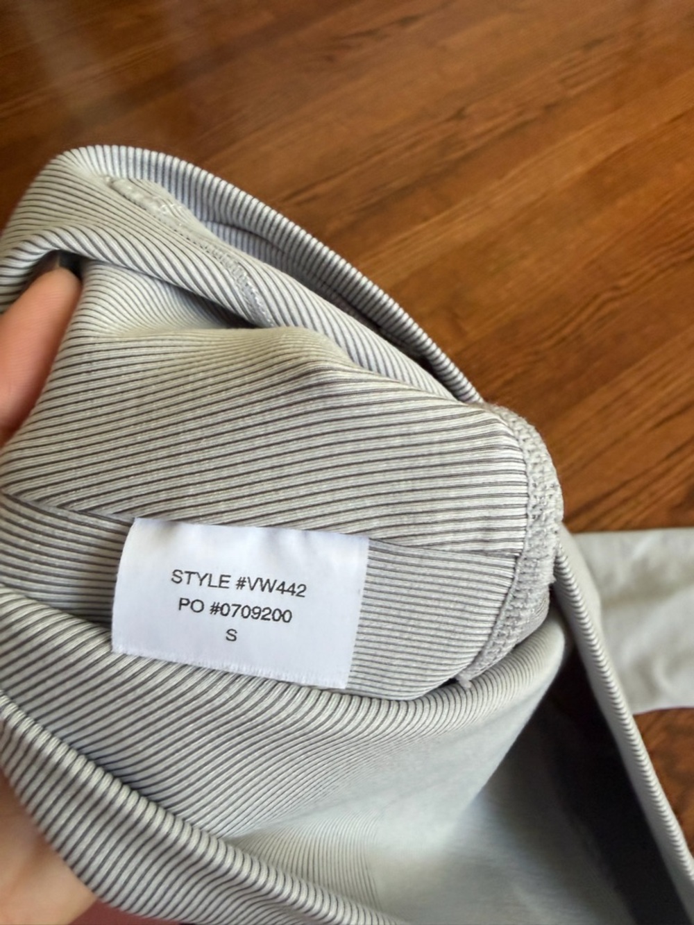 Vuori Ribbed Leggings in Light Gray - Picture 4 of 5